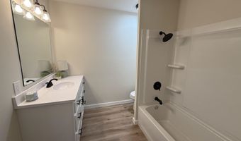 1390 CANEY Br, Adamsville, TN 38310