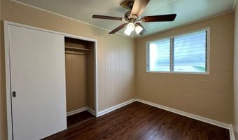 718 Hoawa St A, Honolulu, HI 96826