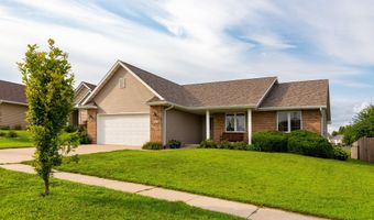 4817 Waller St, Ames, IA 50014