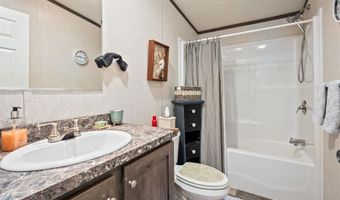 85 Lakewood Dr, Belmont, NH 03220