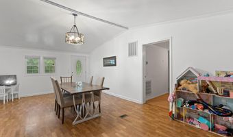 653 Seth Turner Rd, Albertson, NC 28508