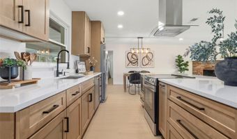 305 ROBIN HILL Dr, Altamonte Springs, FL 32701
