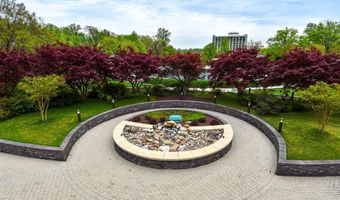 5225 POOKS HILL Rd 803N, Bethesda, MD 20814