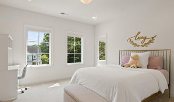 6213 DAHLONEGA Rd, Bethesda, MD 20816