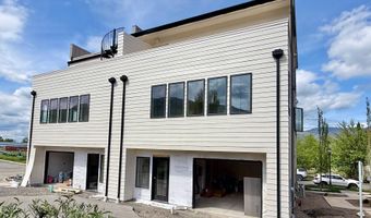 138 Clear Creek Dr, Ashland, OR 97520