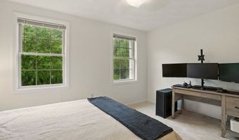 56 Peace St, Billerica, MA 01821