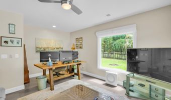 4 Egret Dr, Beaufort, SC 29907