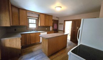 2 Strickland Rd, Columbia, CT 06237