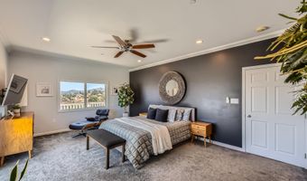 9180 Tokaj Ln, Spring Valley, CA 91977