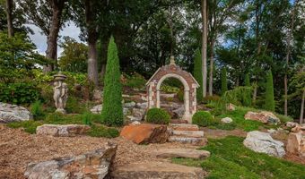 317 HWY 18 E, Algona, IA 50511