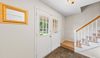 70 N FAIRFIELD Dr, Dover, DE 19901