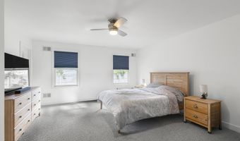 645 Beach Ave, Beachwood, NJ 08722