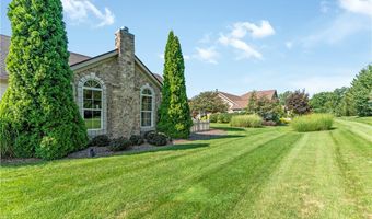 276 Sandover Dr, Aurora, OH 44202