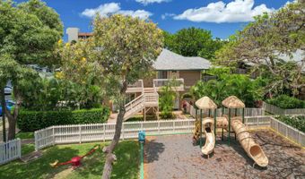 480 Kenolio Rd 12-201, Kihei, HI 96753