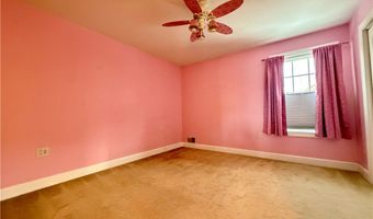 126 Saint Andrews Dr, Horseheads, NY 14845