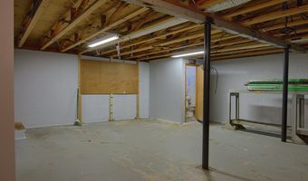 914 Thelma St, Benton, AR 72015