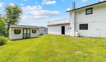 21 Moonlight Dr, Barre, VT 05641