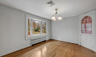 23 Loeffler Rd, Bloomfield, CT 06002