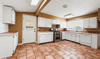 718 Deprima St, Berwick, LA 70342