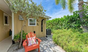 136 CRESCENT Dr, Anna Maria, FL 34216