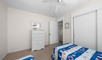 45 W 19th St, Avalon, NJ 08202