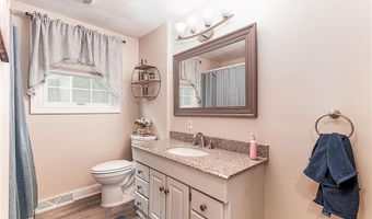 180 Mesa Dr, North Kingstown, RI 02852