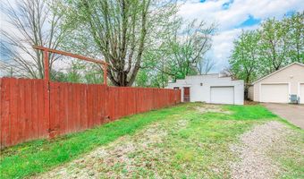 588 Jackson St, Amherst, OH 44001