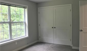 9 Goodhill Rd 103, Bethel, CT 06801