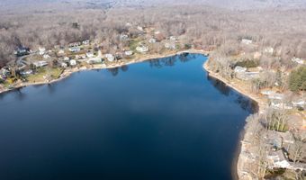 10 Upper Woodland Ter, Columbia, CT 06237