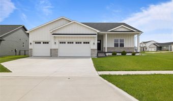 834 33rd Ct SW, Altoona, IA 50009