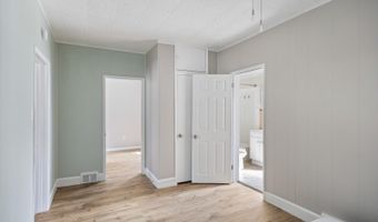 16 Beloit Ave, Audubon, NJ 08106