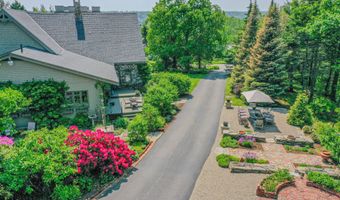 48 Old Searsport Ave, Belfast, ME 04915