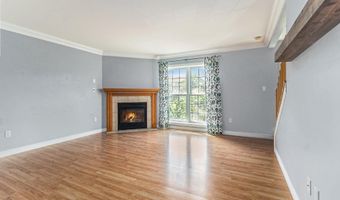 1017 Bluestem Ln, Ann Arbor, MI 48103