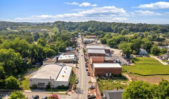 226 Old Canton Cir, Ball Ground, GA 30107