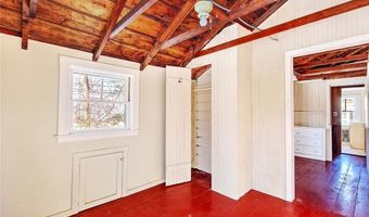 74 ADAMS POINT Rd, Barrington, RI 02806