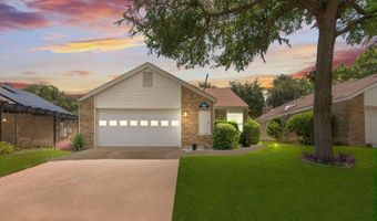 14826 Le Grande Dr, Addison, TX 75001