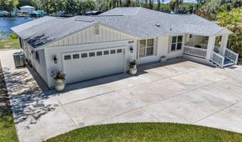 1645 SPRING GARDEN Dr, Astor, FL 32102