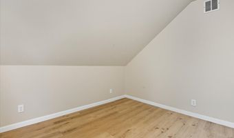 42432 N Lake Ave, Antioch, IL 60002