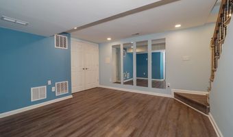 121 SEVERN Way, Arnold, MD 21012