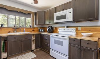 2 Firefly Dr, Baldwin, ME 04091
