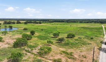 647 County Road 1480, Alvord, TX 76225