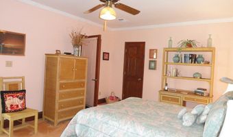 130 Bay Ave, Apalachicola, FL 32320