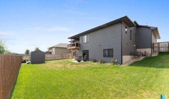 800 N Emerald Dr, Brandon, SD 57005