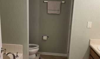 8116 Lake Tree Ln, Indianapolis, IN 46217