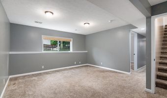 11127 Creekside Dr, Allendale, MI 49401