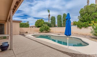 26213 S LAKEWOOD Dr 18, Sun Lakes, AZ 85248