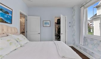 50 Kettle Point Ave 50, East Providence, RI 02914