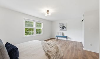 5603 INDEPENDENCE Cir, Alexandria, VA 22312