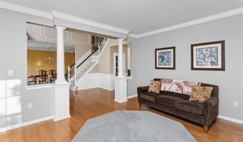 16 Heritage Dr, Allentown, NJ 08501