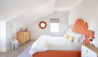 78 Rhode Island Ave 8, Newport, RI 02840